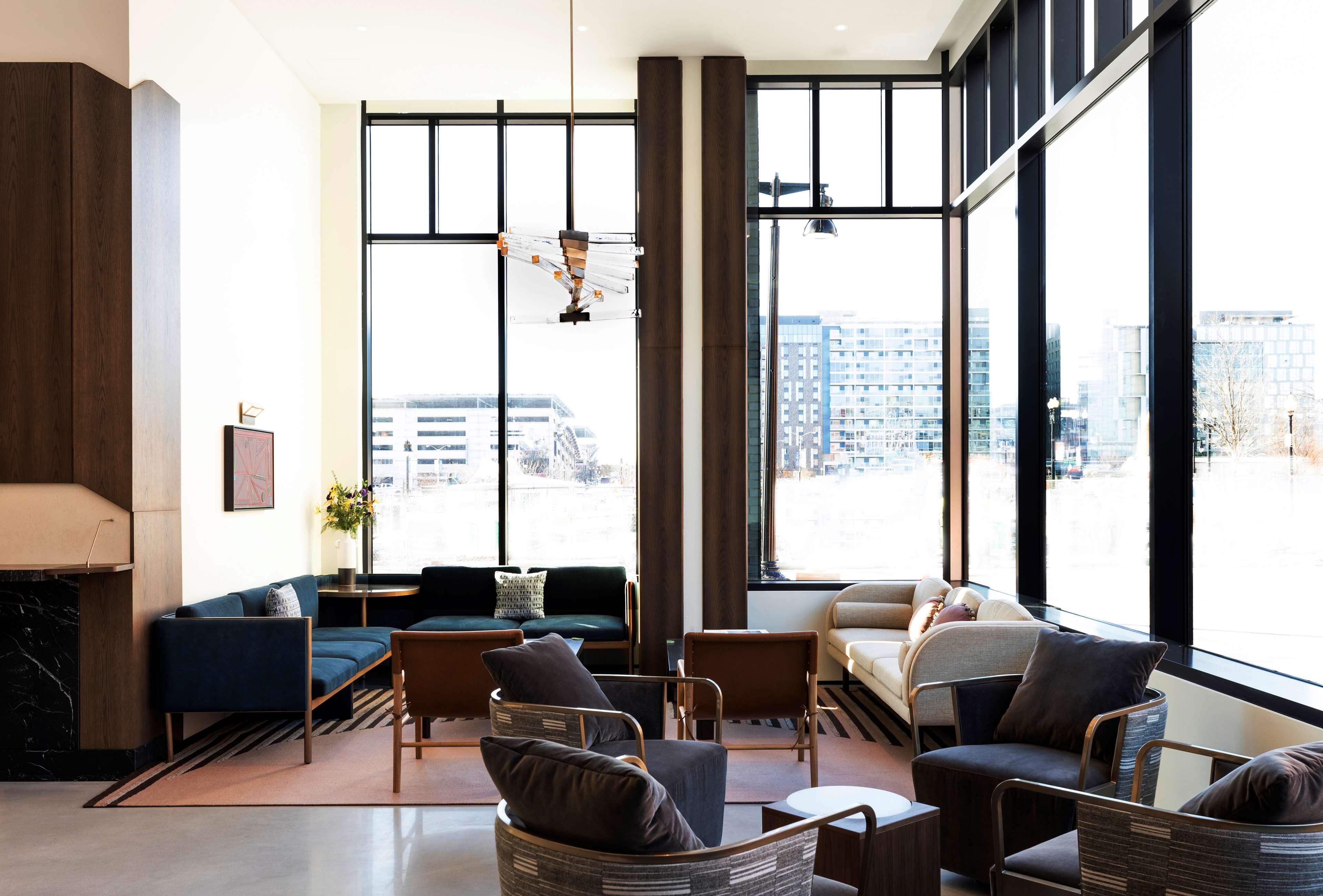 Thompson Dc, By Hyatt